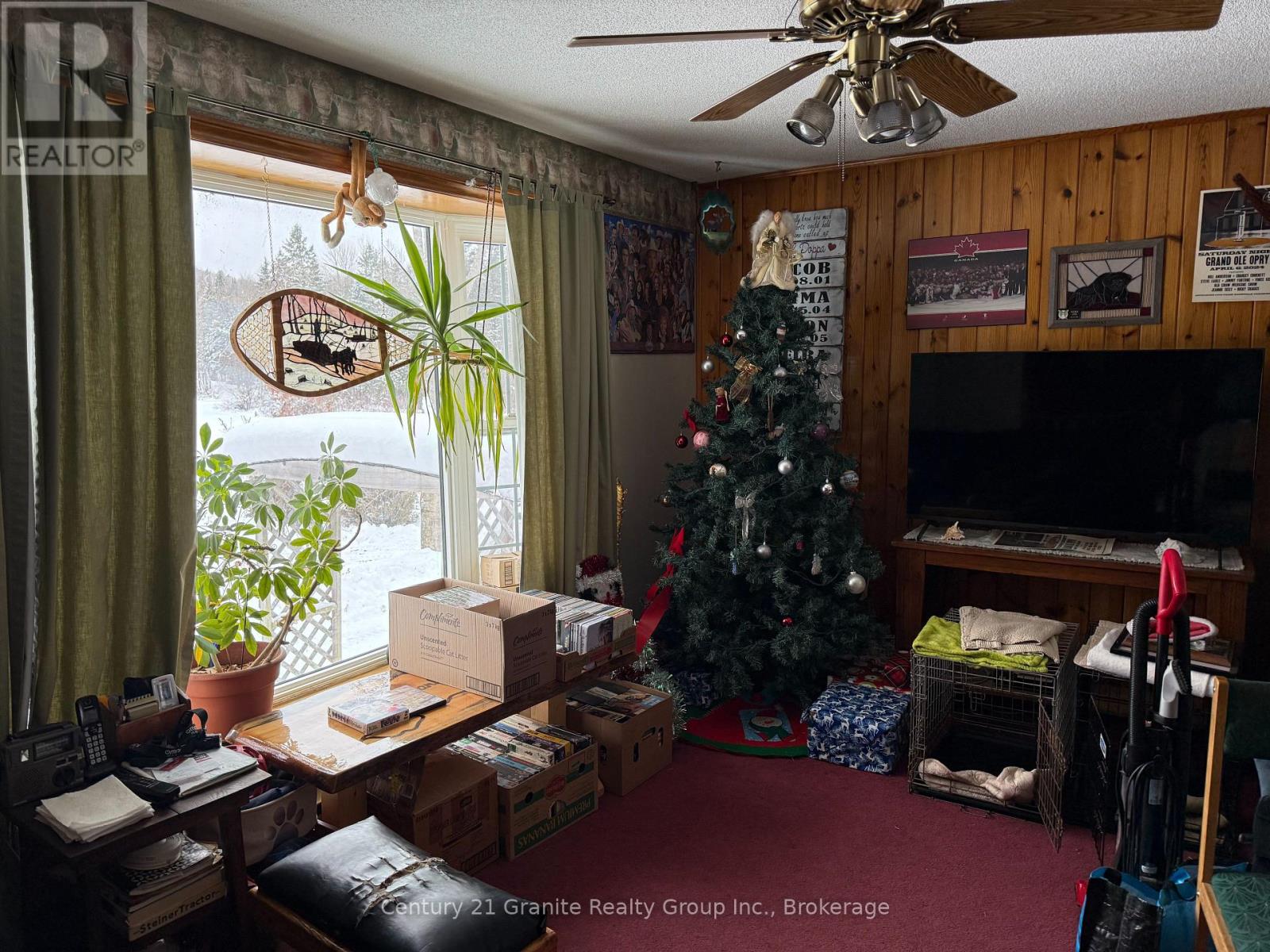 1028 Crabbe Lane, Dysart Et Al, Ontario K0M 1S0 - Photo 3 - X12635716