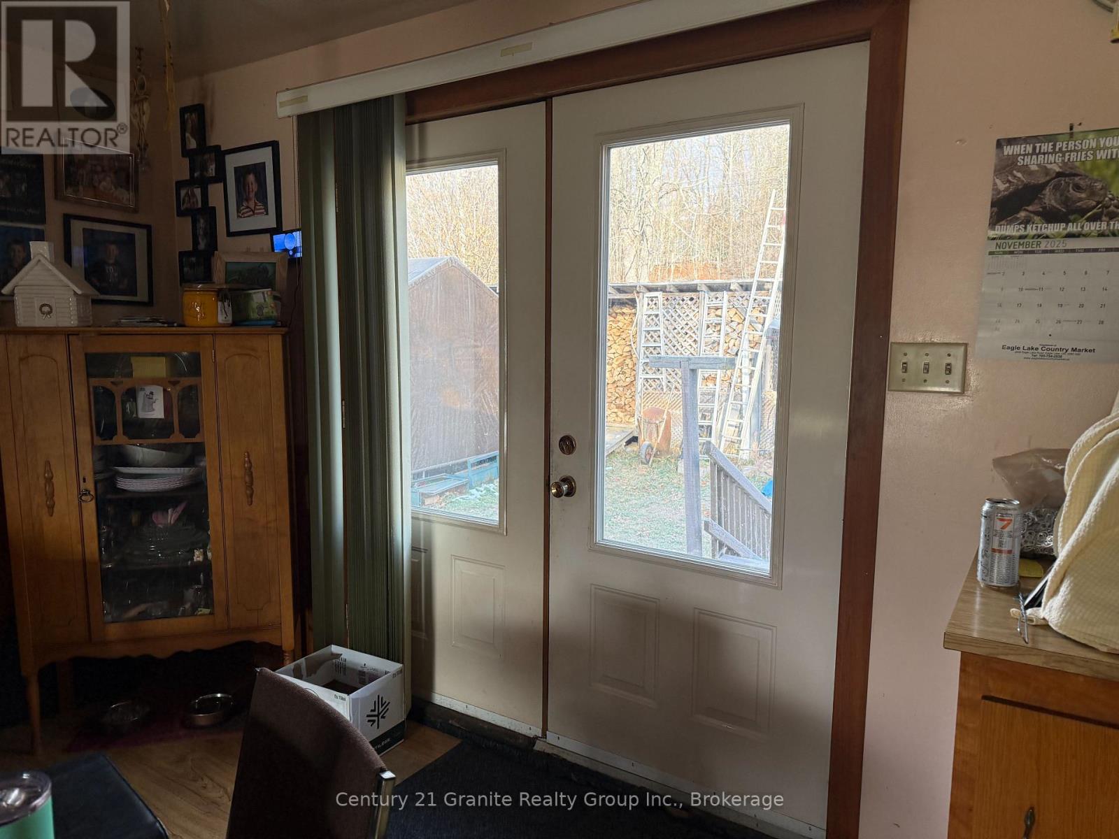 1028 Crabbe Lane, Dysart Et Al, Ontario K0M 1S0 - Photo 6 - X12635716