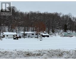1028 CRABBE LANE, dysart et al (guilford), Ontario