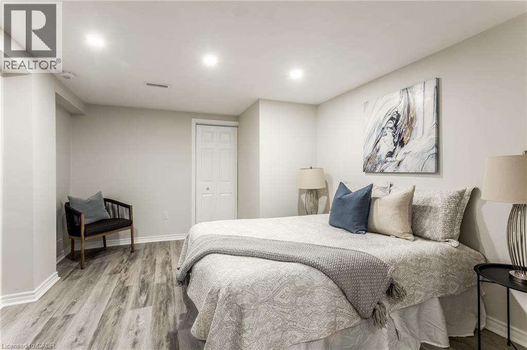 260 Foxbar Road, Burlington, Ontario  L7L 3A3 - Photo 31 - 40793910