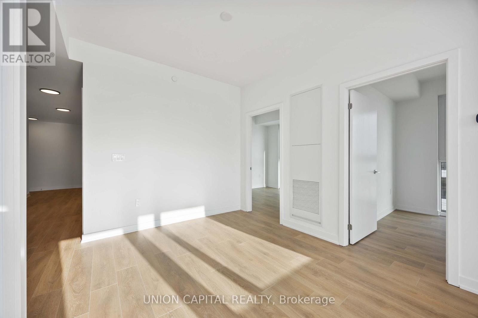 710 - 1037 The Queensway, Toronto (Islington-City Centre West), Ontario  M8Z 6C7 - Photo 10 - W12632288