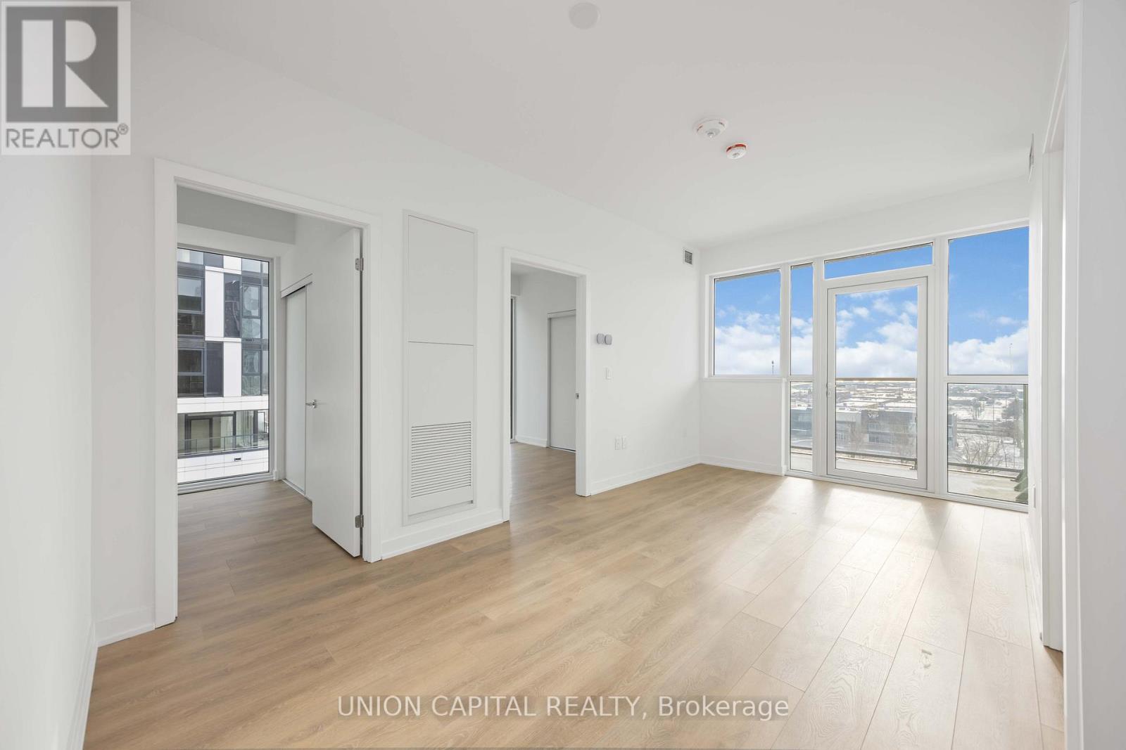 710 - 1037 The Queensway, Toronto (Islington-City Centre West), Ontario  M8Z 6C7 - Photo 11 - W12632288