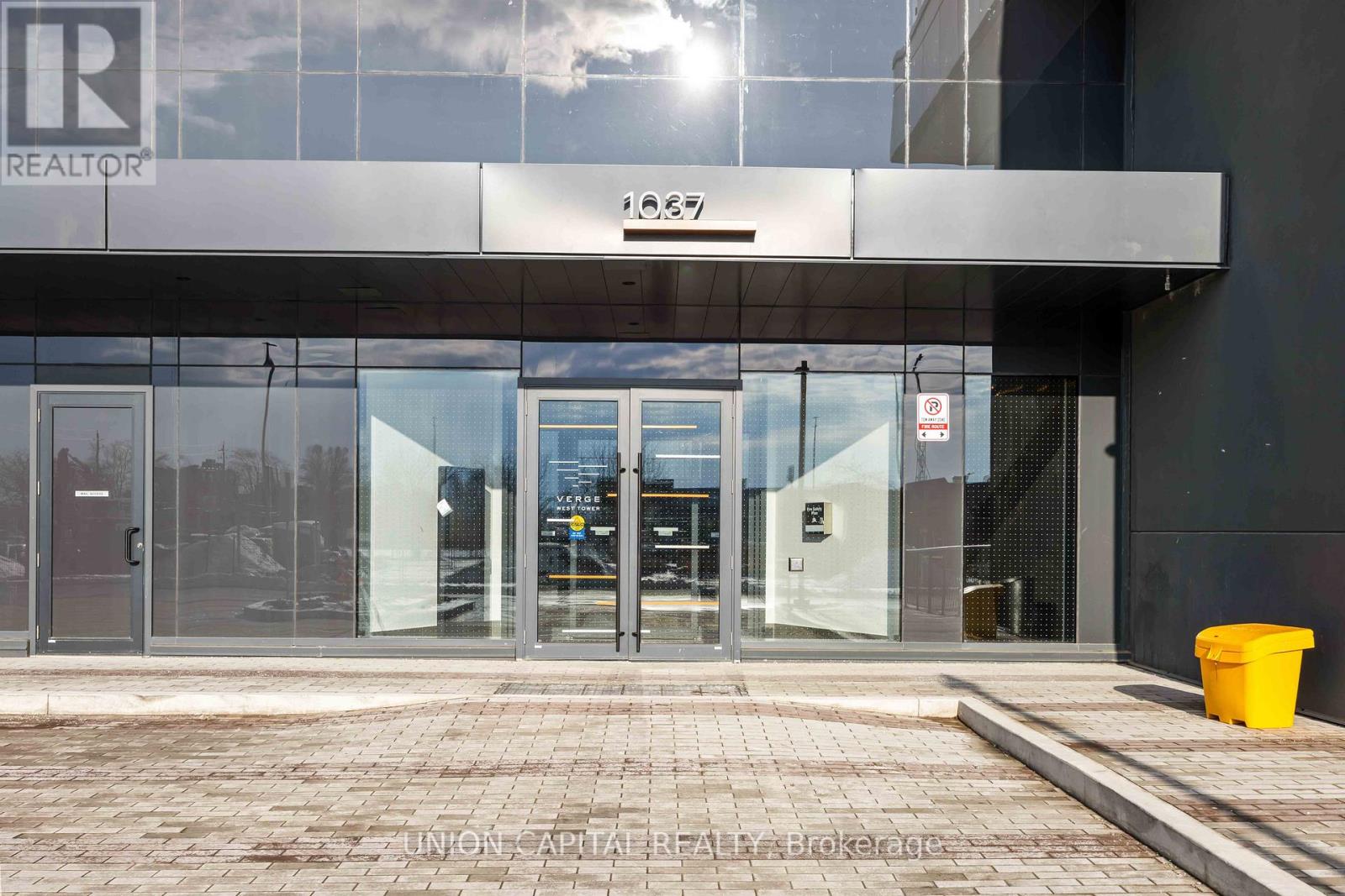 710 - 1037 The Queensway, Toronto (Islington-City Centre West), Ontario  M8Z 6C7 - Photo 3 - W12632288