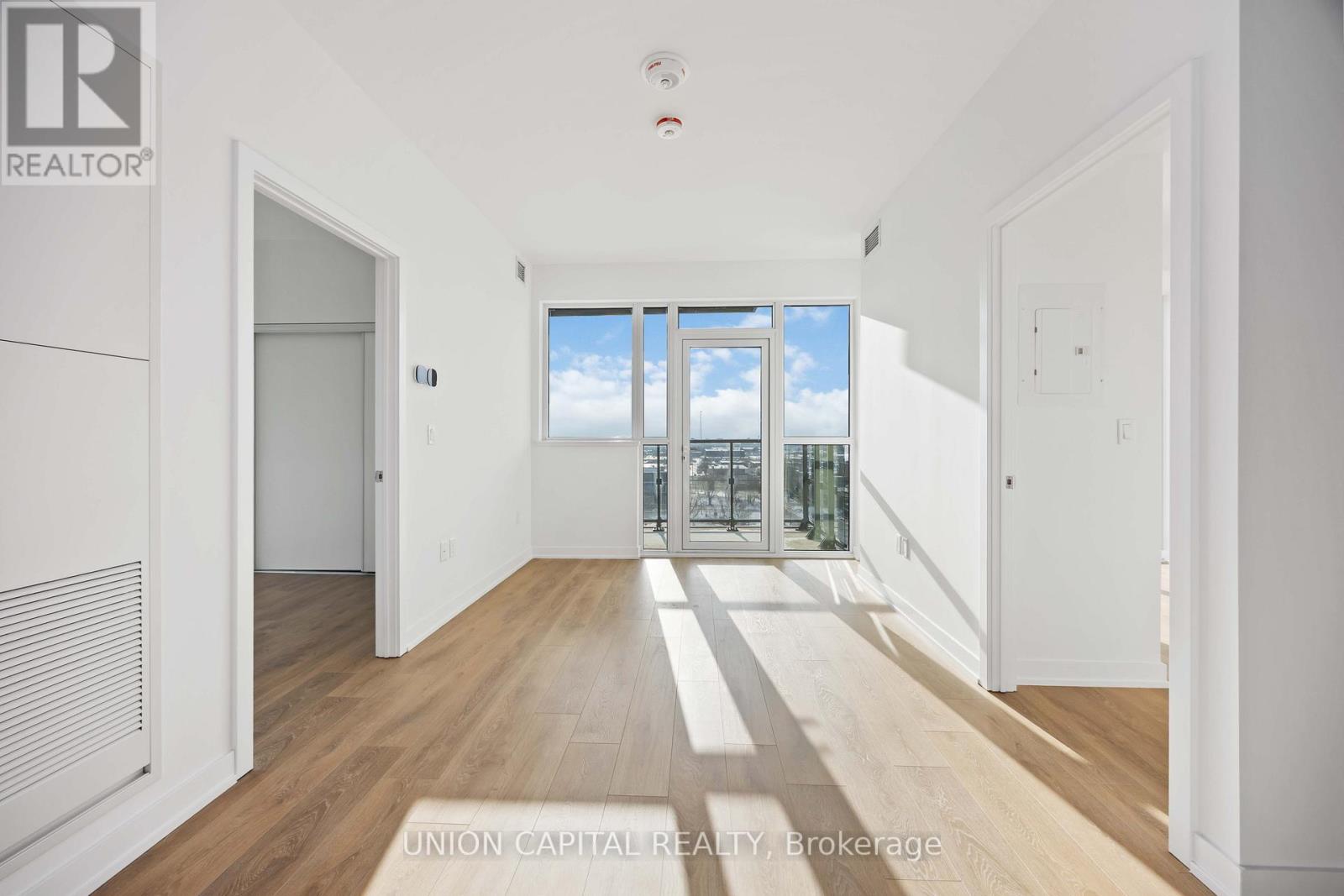 710 - 1037 The Queensway, Toronto (Islington-City Centre West), Ontario  M8Z 6C7 - Photo 7 - W12632288