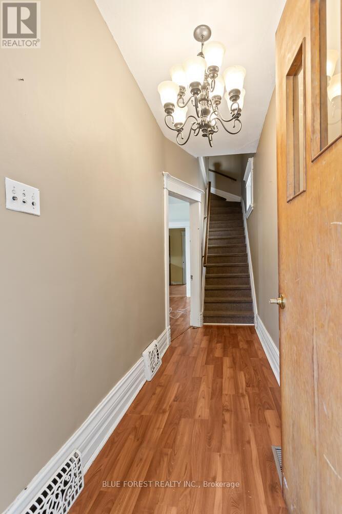 392 Spruce Street, London East (East H), Ontario  N5W 4N7 - Photo 6 - X12635754