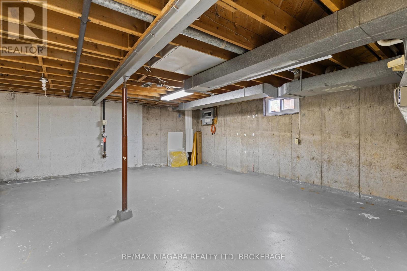 50 Royal Manor Drive, St. Catharines (Carlton/bunting), Ontario  L2M 4L6 - Photo 24 - X12635738