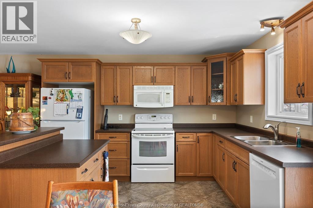 151 Maidstone Avenue East, Essex, Ontario N8M 2J7 - Photo 12 - 25031718