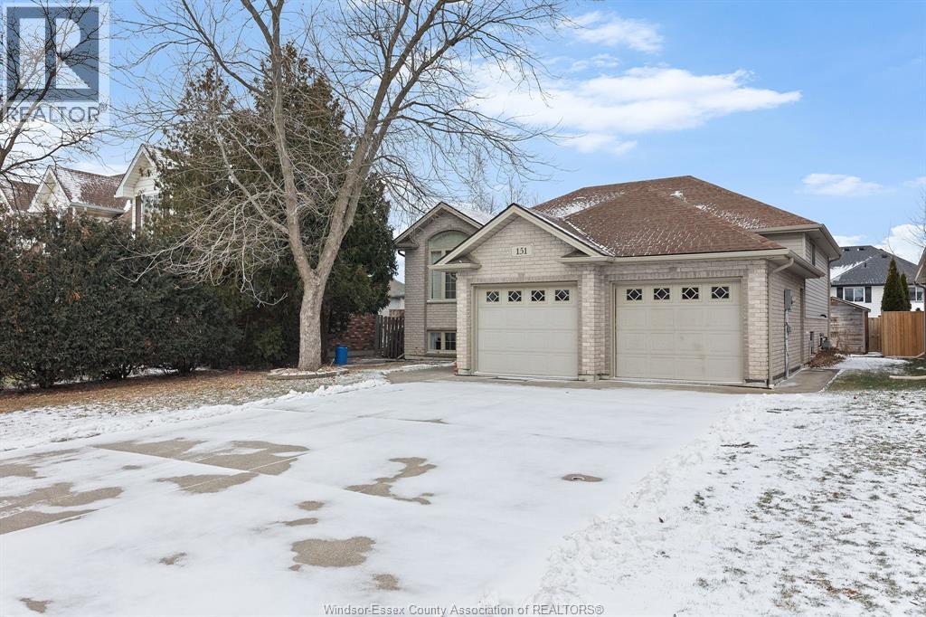 151 Maidstone Avenue East, Essex, Ontario N8M 2J7 - Photo 3 - 25031718