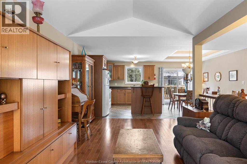 151 Maidstone Avenue East, Essex, Ontario N8M 2J7 - Photo 9 - 25031718