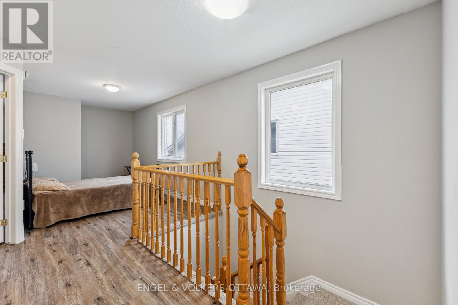 507 Salzburg Drive, Ottawa, Ontario  K4A 0C6 - Photo 18 - X12576428