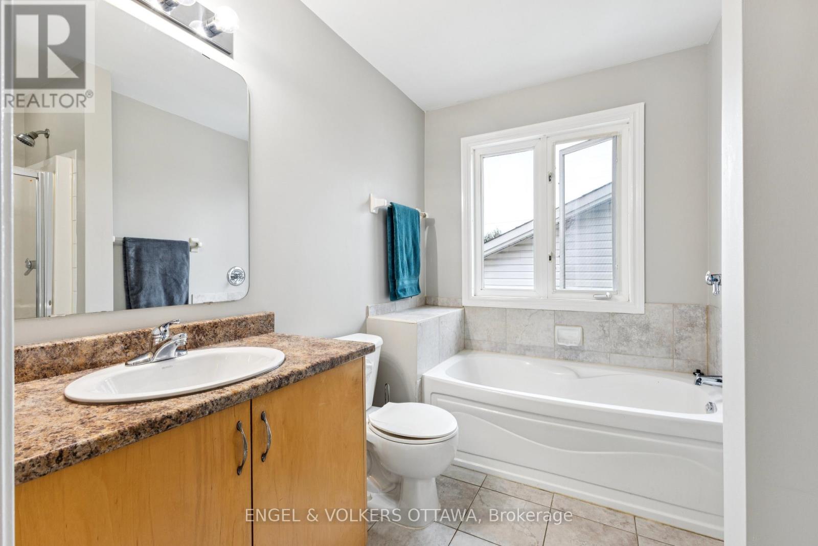 507 Salzburg Drive, Ottawa, Ontario  K4A 0C6 - Photo 23 - X12576428