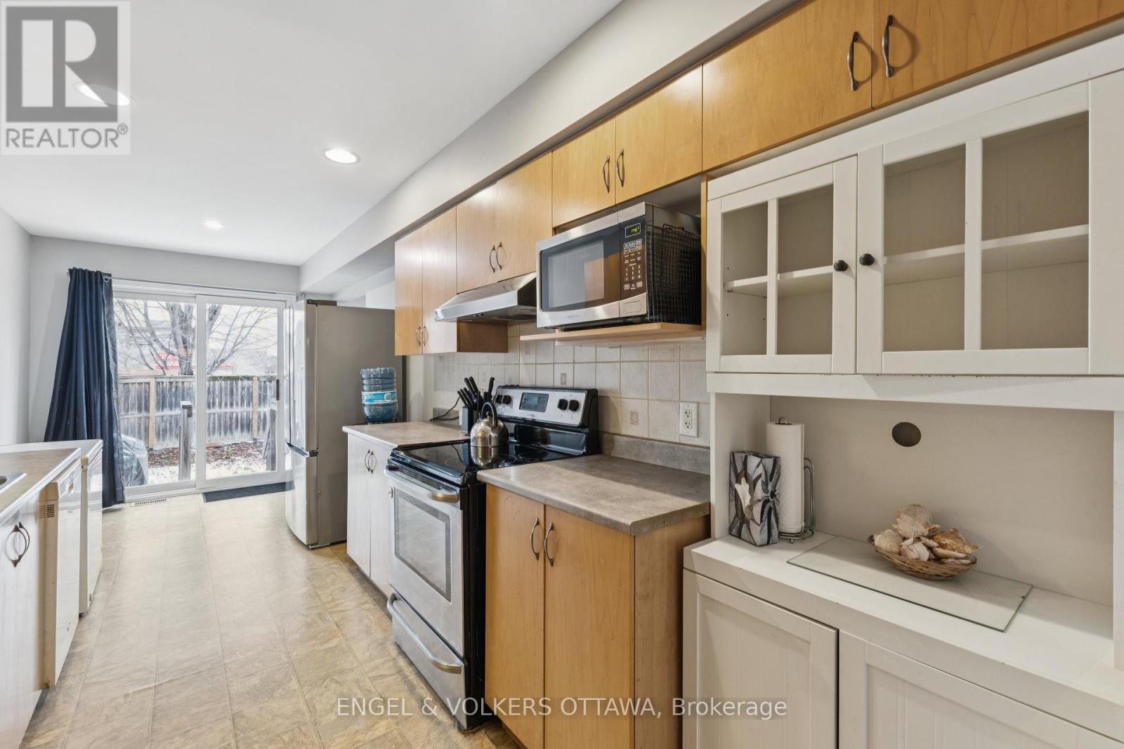 507 Salzburg Drive, Ottawa, Ontario  K4A 0C6 - Photo 12 - X12576428