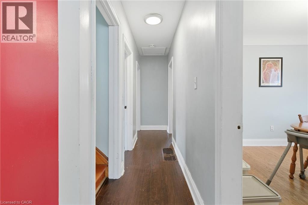 58 Seven Oaks Drive, Hamilton, Ontario  L9A 4E2 - Photo 15 - 40786416