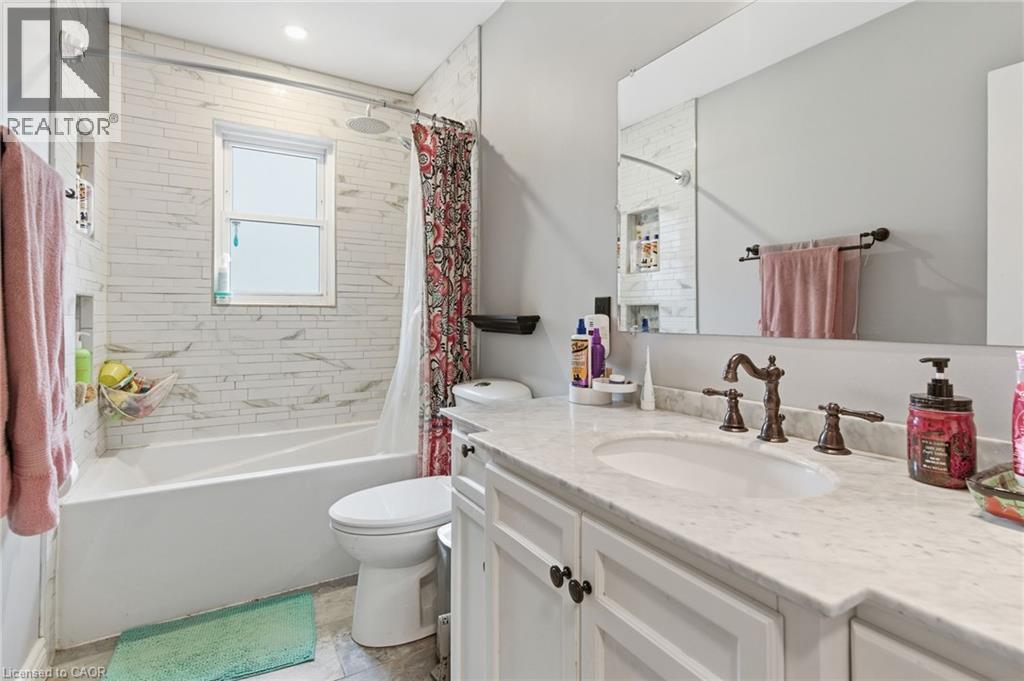 58 Seven Oaks Drive, Hamilton, Ontario  L9A 4E2 - Photo 21 - 40786416