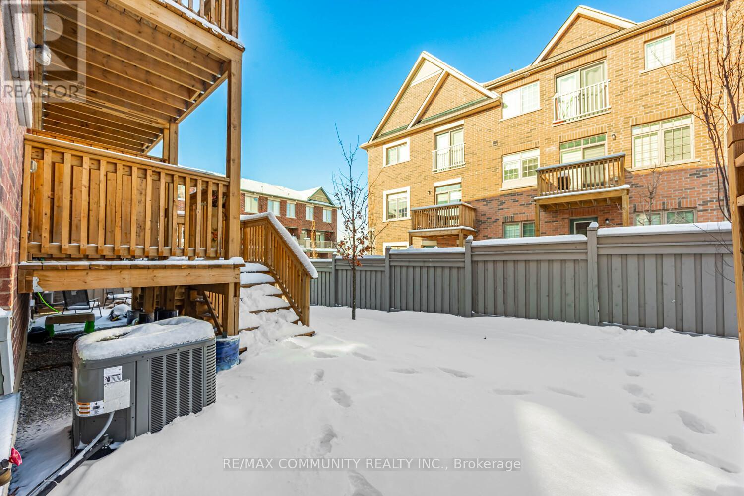 4 Healthcote Lane, Ajax, Ontario  L1Z 0V2 - Photo 33 - E12635750