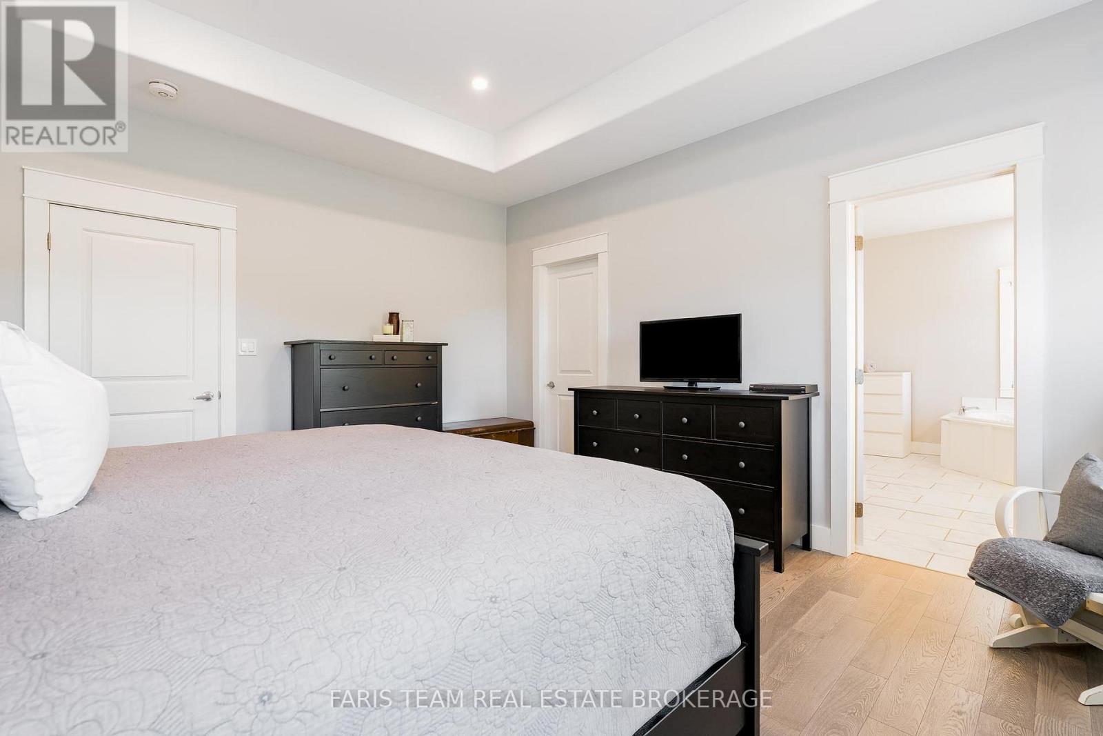 7589 Cronk Side Road, Severn, Ontario  L0K 2B0 - Photo 15 - S12498652