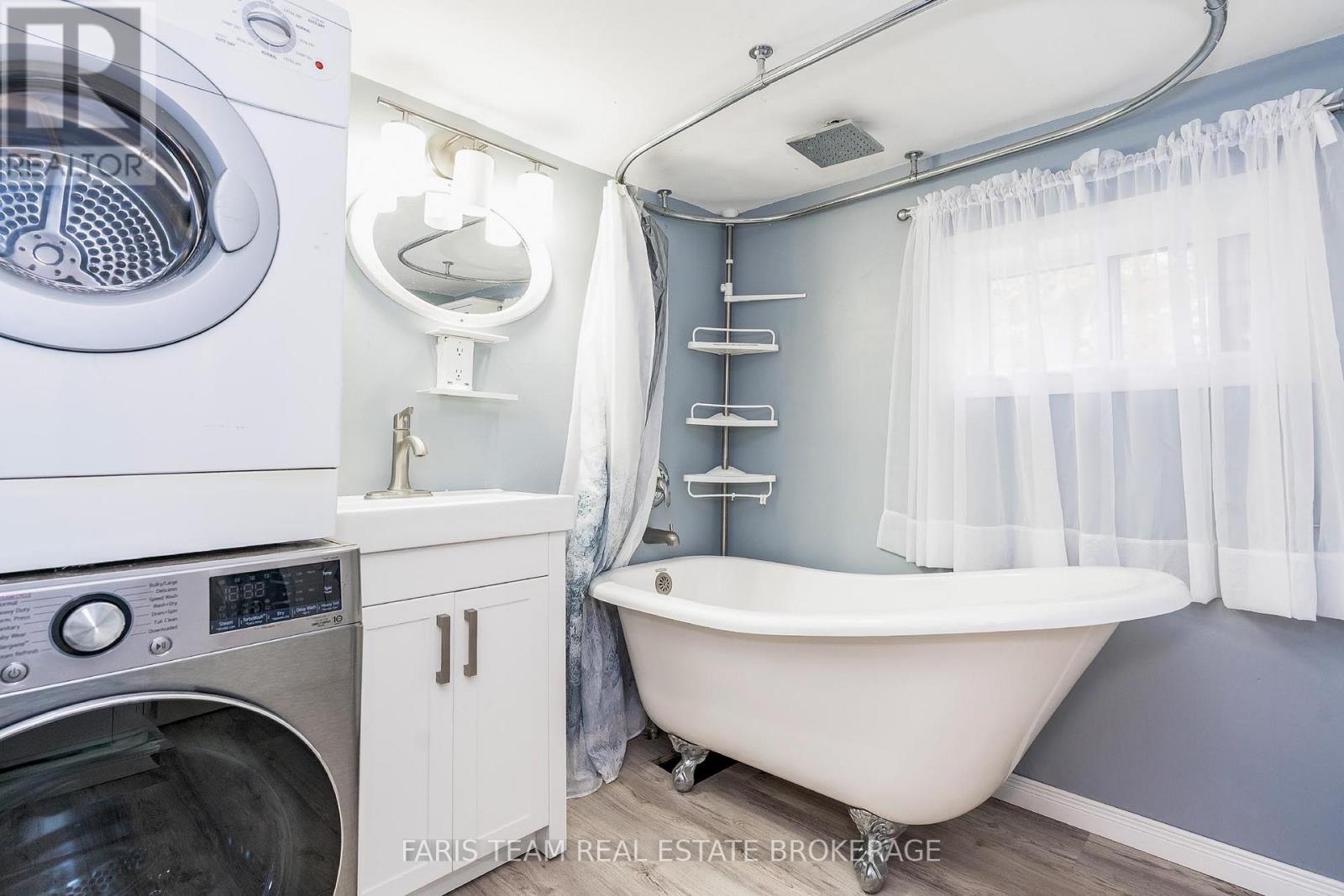 53 Playfair Drive, Tay, Ontario  L0K 2C0 - Photo 23 - S12569050