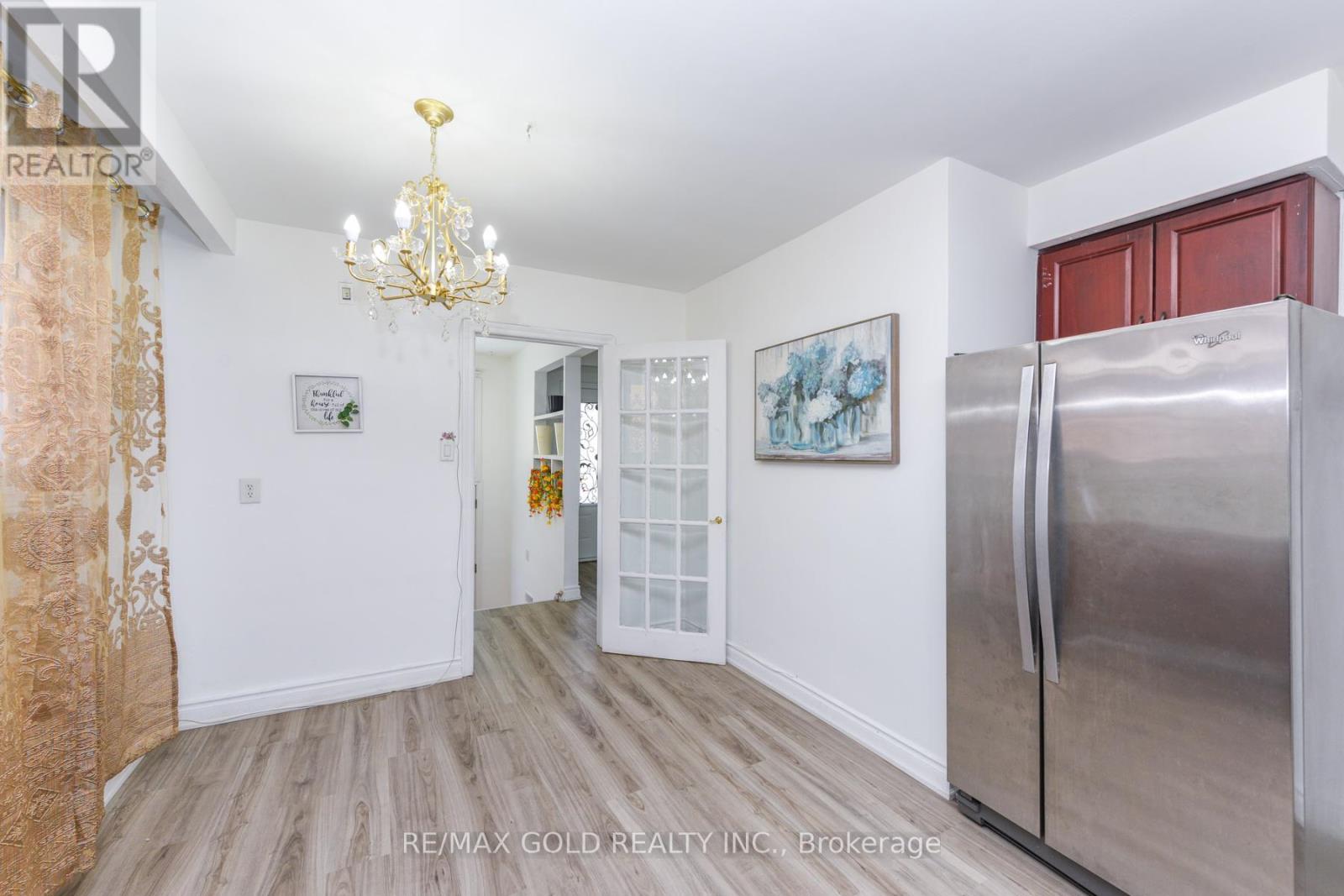 7292 Redfox Road, Mississauga, Ontario L4T 2L8 - Photo 13 - W12635712