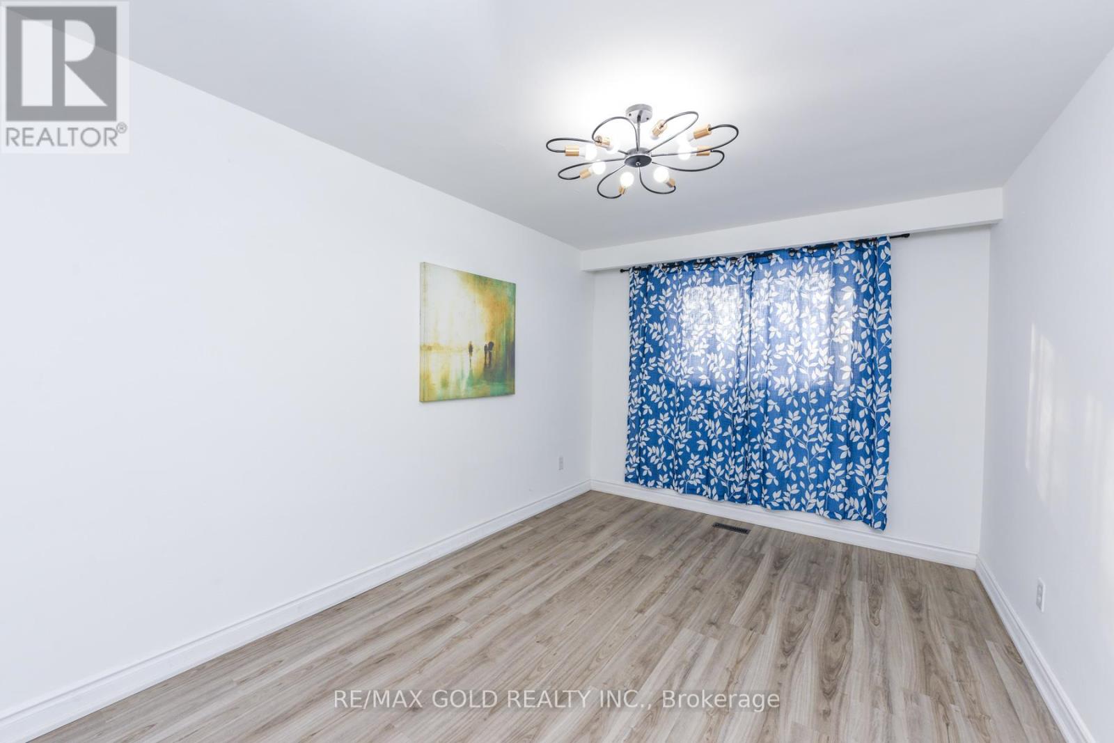 7292 Redfox Road, Mississauga, Ontario L4T 2L8 - Photo 24 - W12635712