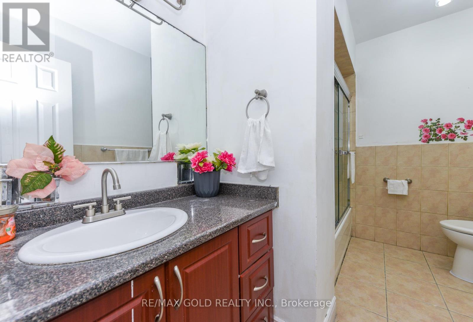 7292 Redfox Road, Mississauga, Ontario L4T 2L8 - Photo 29 - W12635712