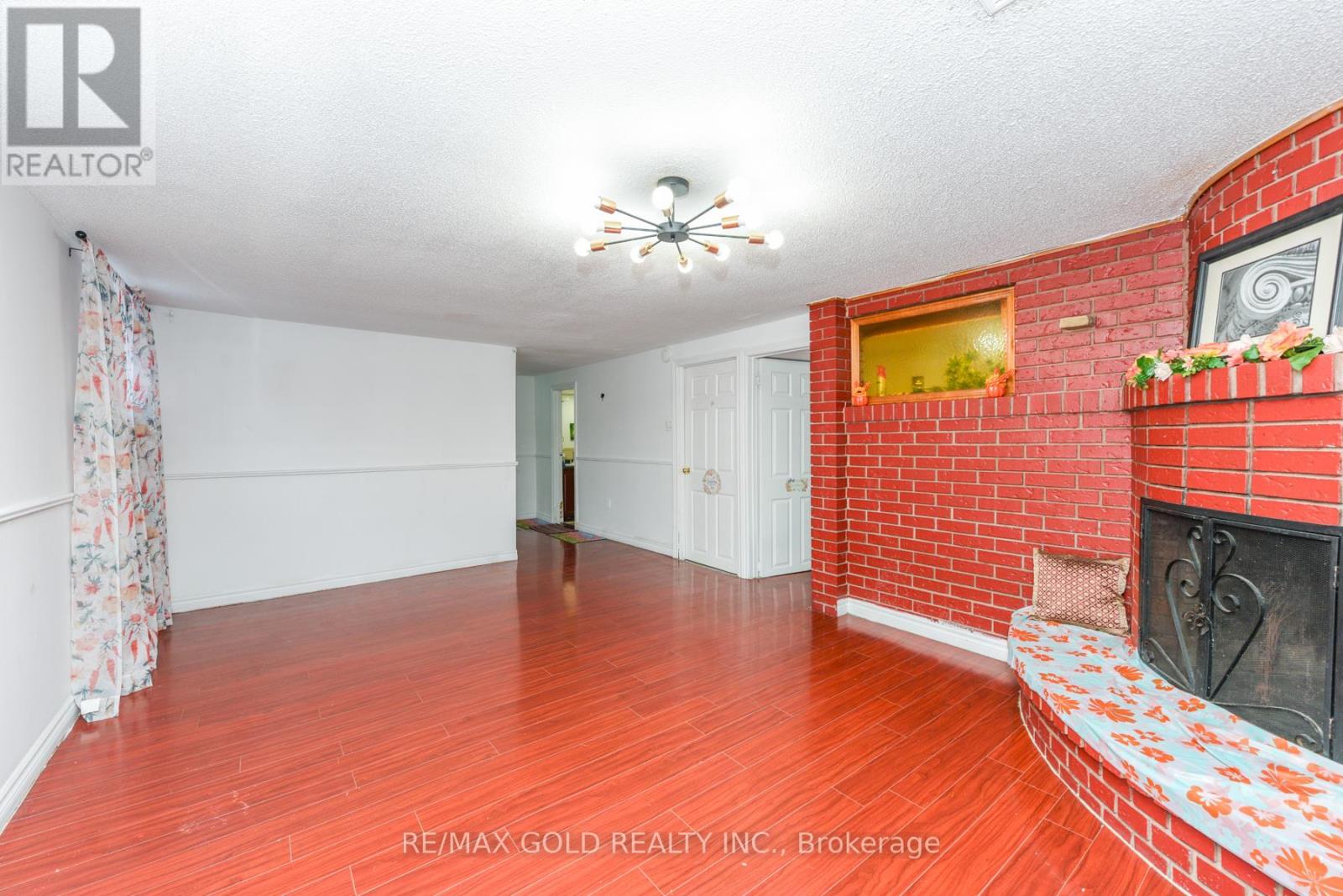 7292 Redfox Road, Mississauga, Ontario L4T 2L8 - Photo 40 - W12635712