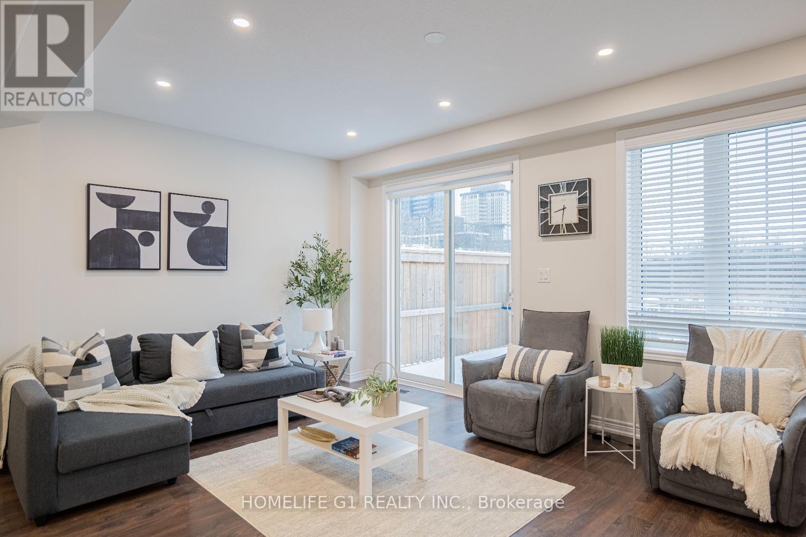 385 Threshing Mill Boulevard, Oakville (Jm Joshua Meadows), Ontario  L6H 0P5 - Photo 3 - W12635736