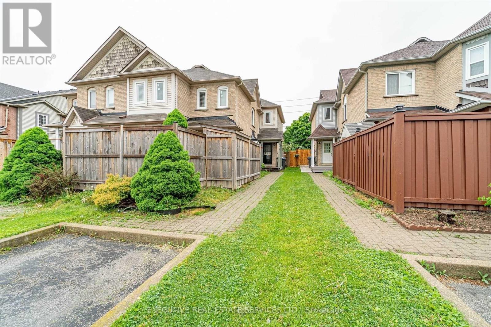141 CHIPMUNK CRESCENT, Brampton, Ontario
