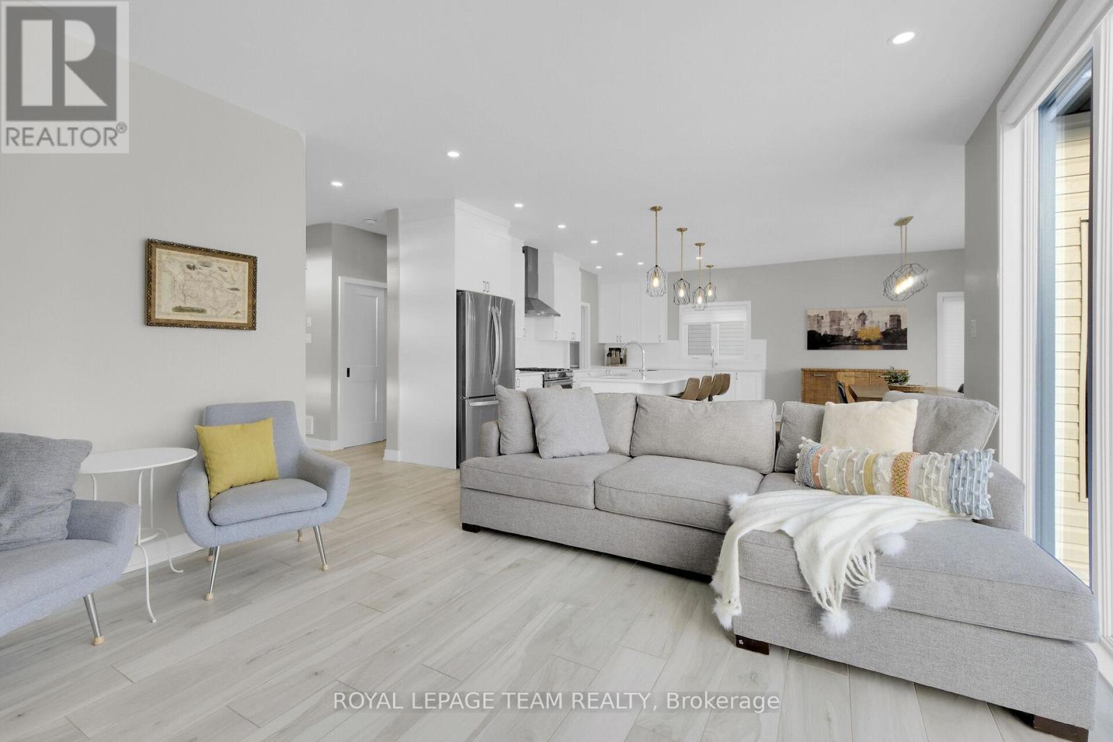 504 Barrage Street, Casselman, Ontario  K0A 1M0 - Photo 11 - X12455199