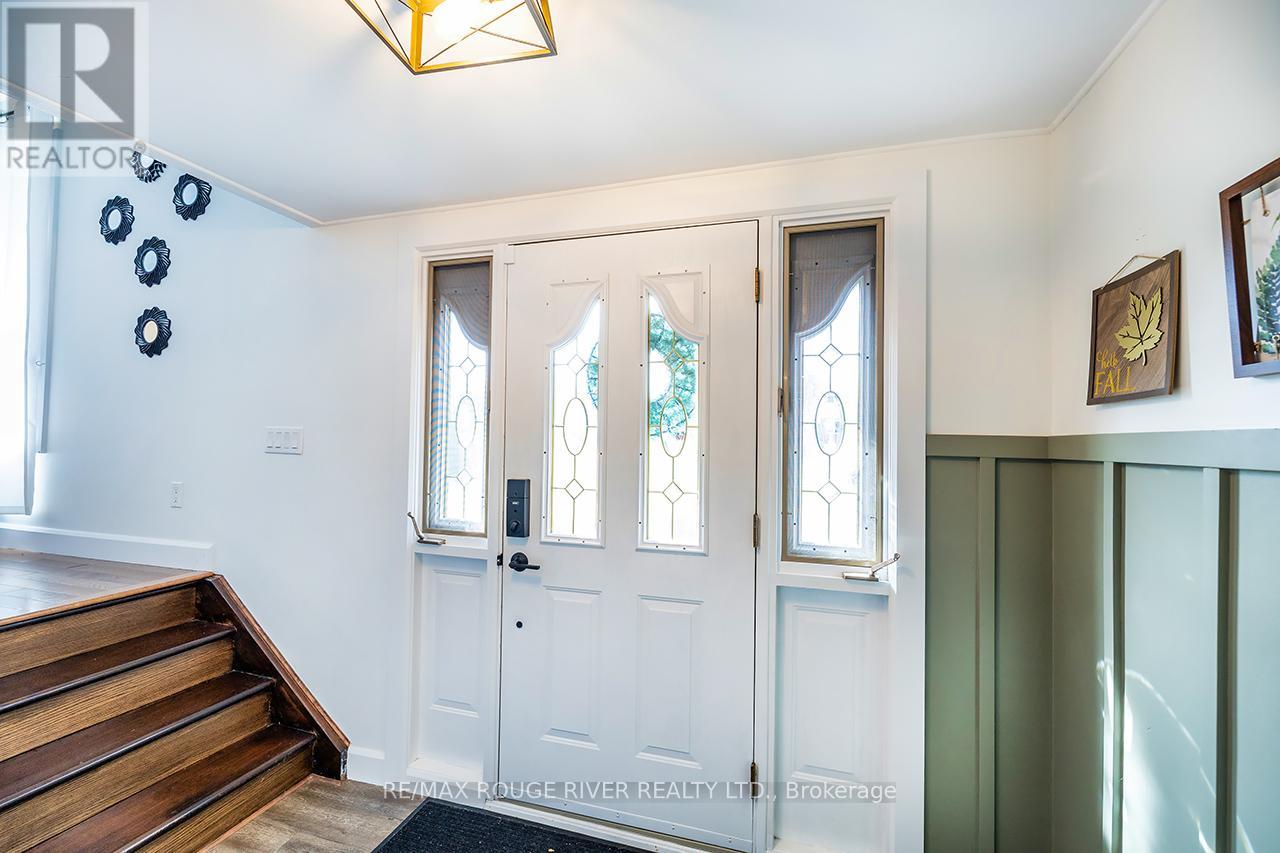 229 Liberty Street N, Clarington (Bowmanville), Ontario  L1C 2M6 - Photo 3 - E12635800