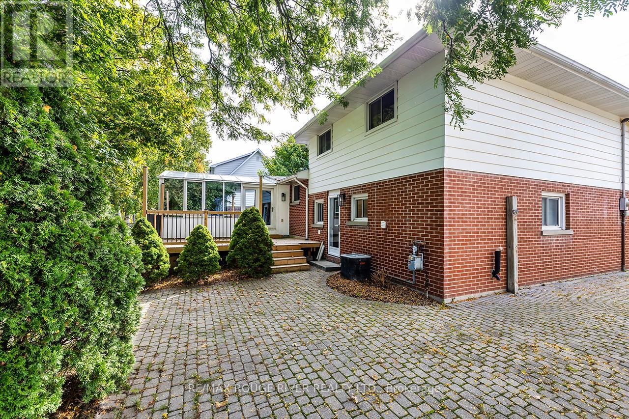 229 Liberty Street N, Clarington (Bowmanville), Ontario  L1C 2M6 - Photo 33 - E12635800