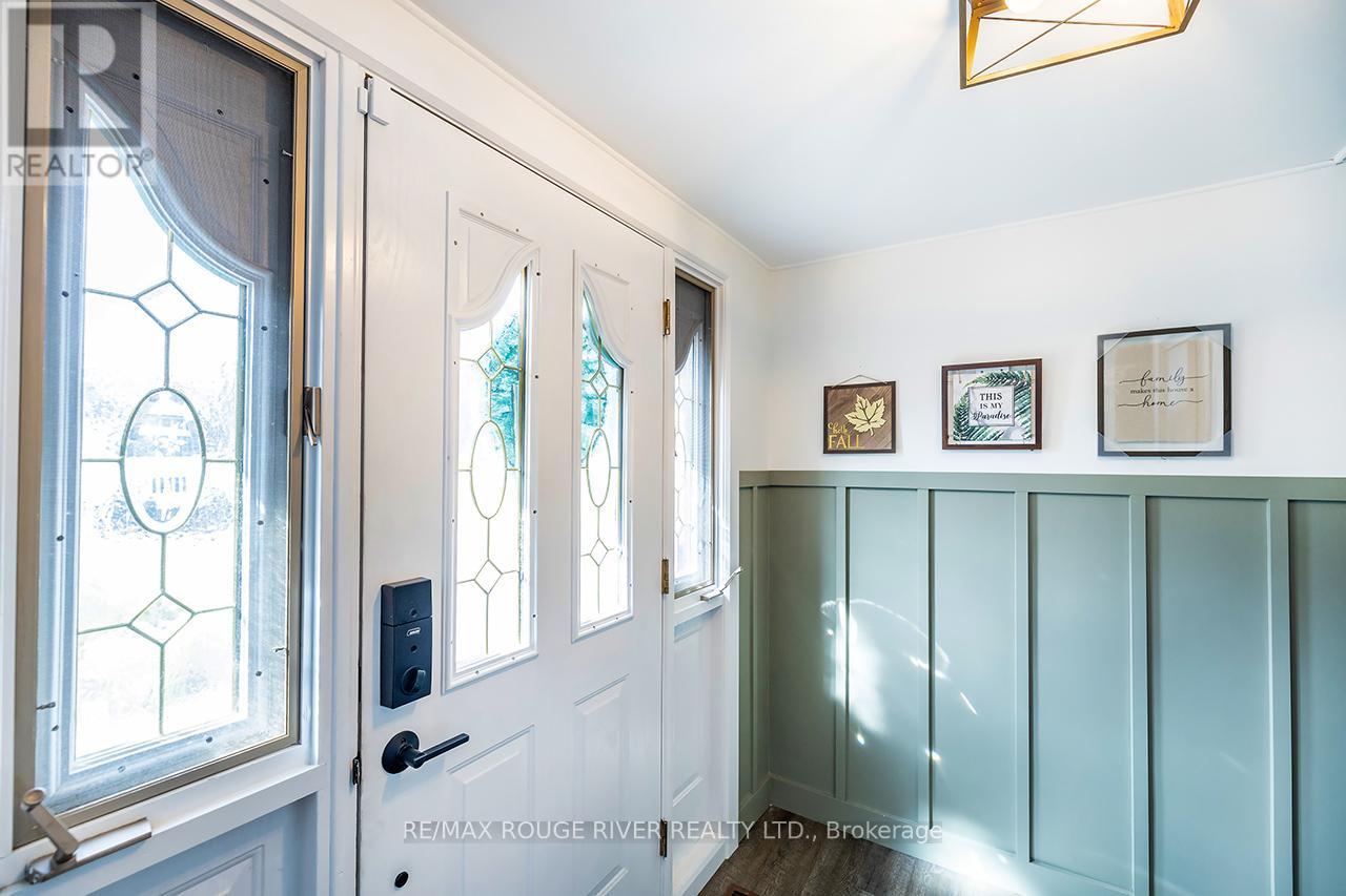 229 Liberty Street N, Clarington (Bowmanville), Ontario  L1C 2M6 - Photo 4 - E12635800