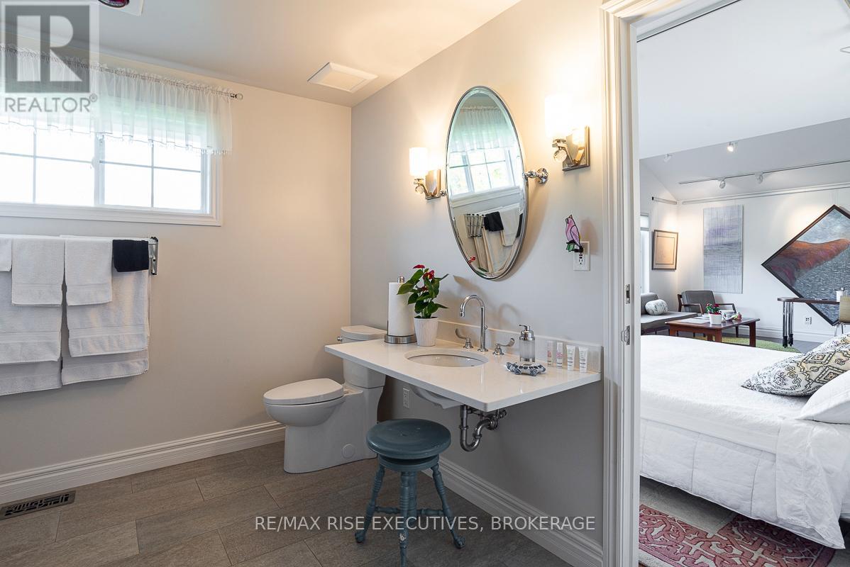 281 Gilead Road, Prince Edward County, Ontario  K0K 1G0 - Photo 6 - X12635796