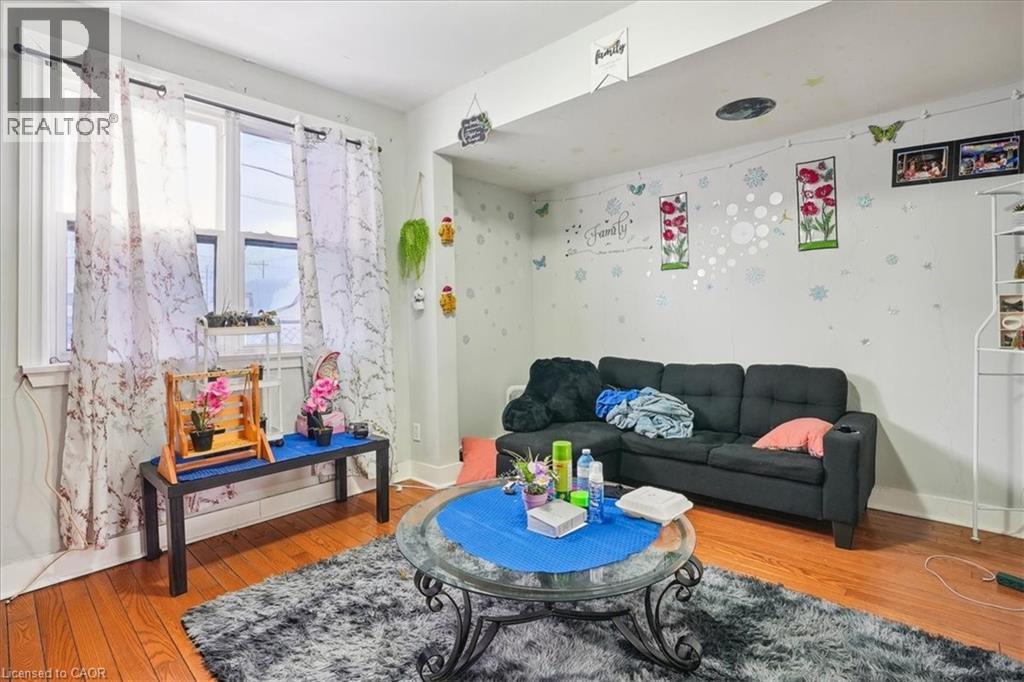 63 Pelham Road, St. Catharines, Ontario  L2S 1R6 - Photo 5 - 40774984