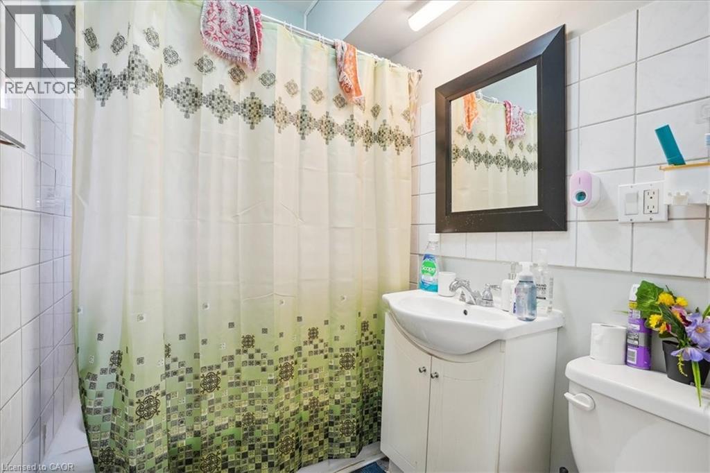 63 Pelham Road, St. Catharines, Ontario  L2S 1R6 - Photo 9 - 40774984