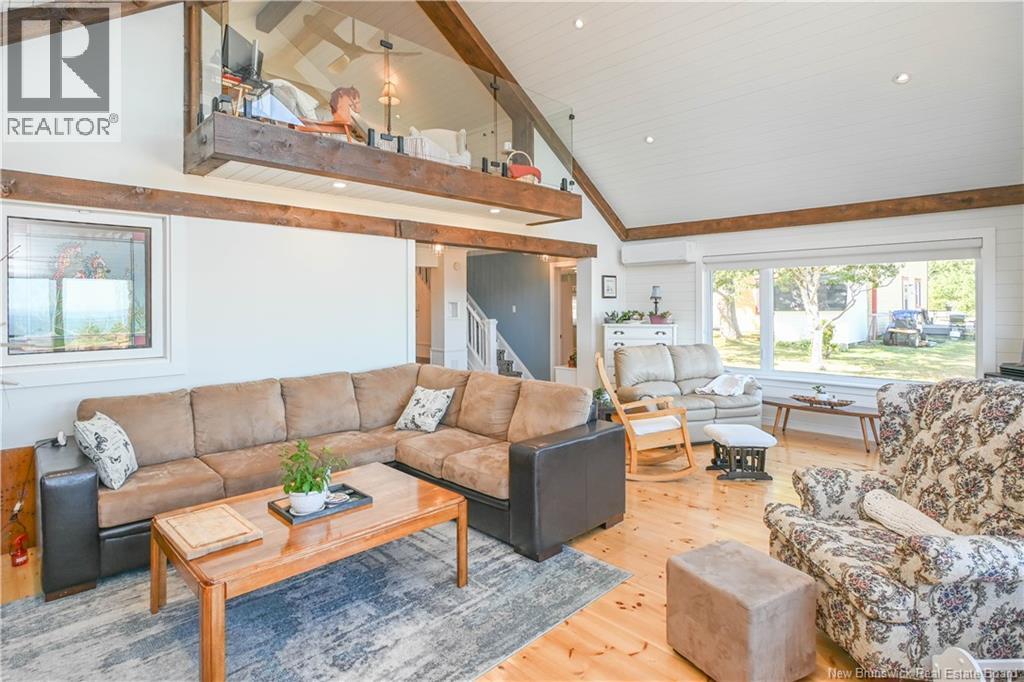 245 Saint-Pierre E Boulevard, Caraquet, New Brunswick  E1W 1B1 - Photo 27 - NB131309