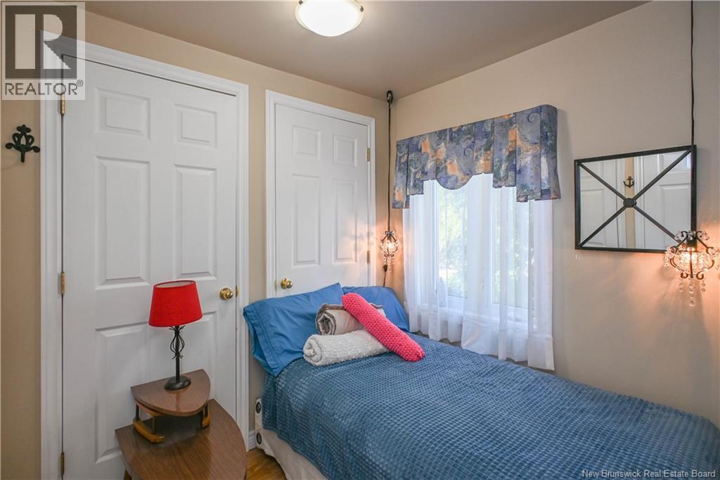 245 Saint-Pierre E Boulevard, Caraquet, New Brunswick  E1W 1B1 - Photo 44 - NB131309