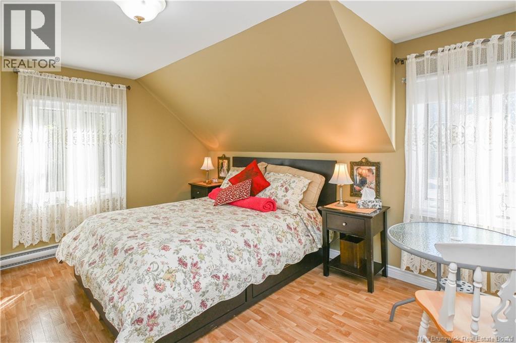 245 Saint-Pierre E Boulevard, Caraquet, New Brunswick  E1W 1B1 - Photo 48 - NB131309