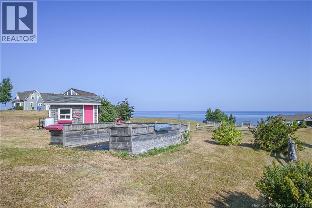 245 Saint-Pierre E Boulevard, Caraquet, New Brunswick  E1W 1B1 - Photo 7 - NB131309