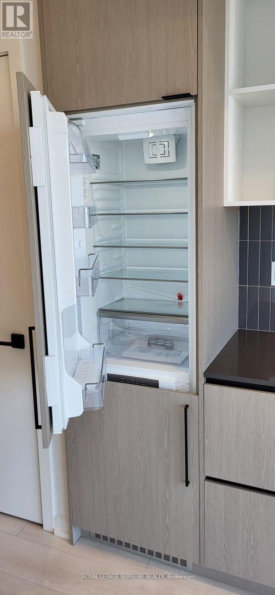 2108 - 1285 Dupont Street N, Toronto, Ontario  M6H 2A6 - Photo 13 - W12602868