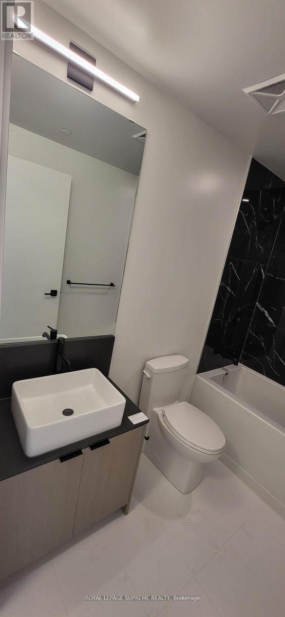 2108 - 1285 Dupont Street N, Toronto, Ontario  M6H 2A6 - Photo 25 - W12602868