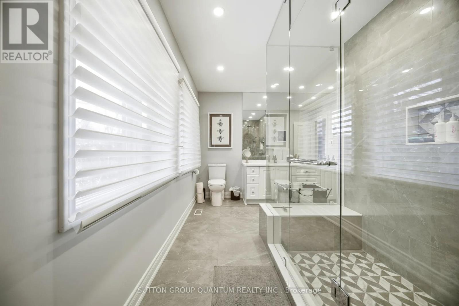 1080 Geran Crescent, Mississauga, Ontario  L5H 4A6 - Photo 36 - W12634636