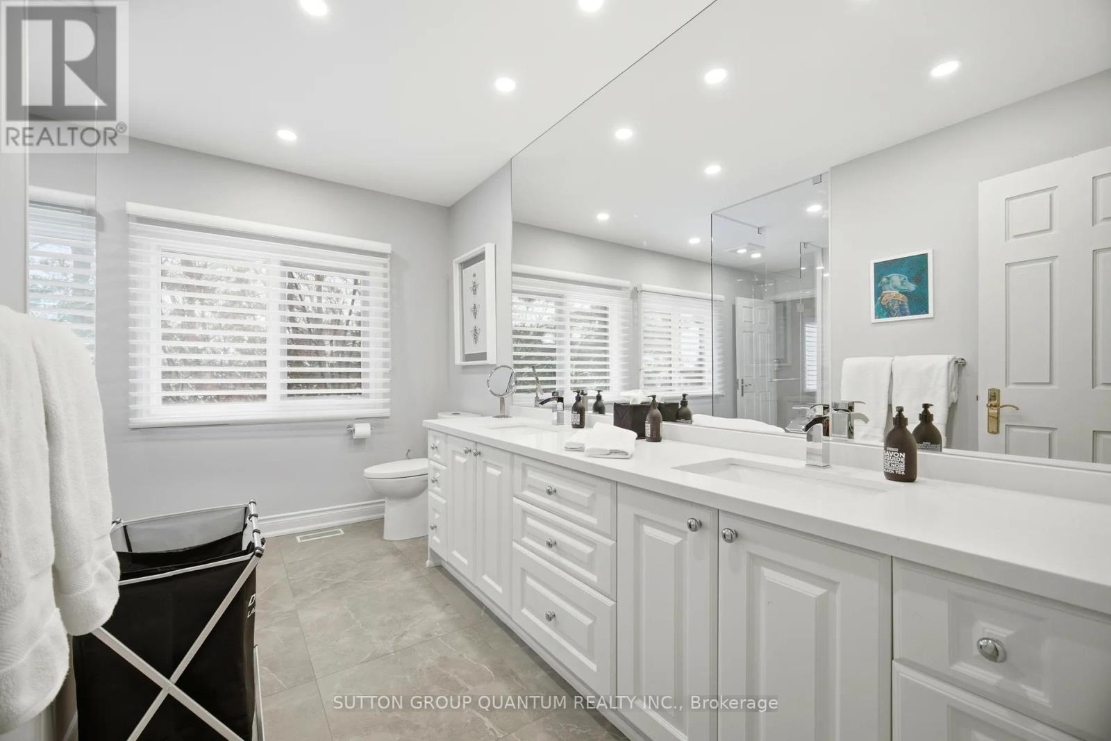 1080 Geran Crescent, Mississauga, Ontario  L5H 4A6 - Photo 38 - W12634636