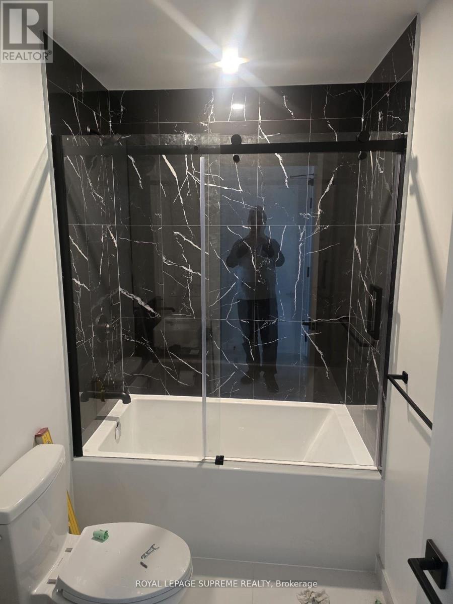 2108 - 1285 Dupont Street N, Toronto, Ontario  M6H 2A6 - Photo 24 - W12602868