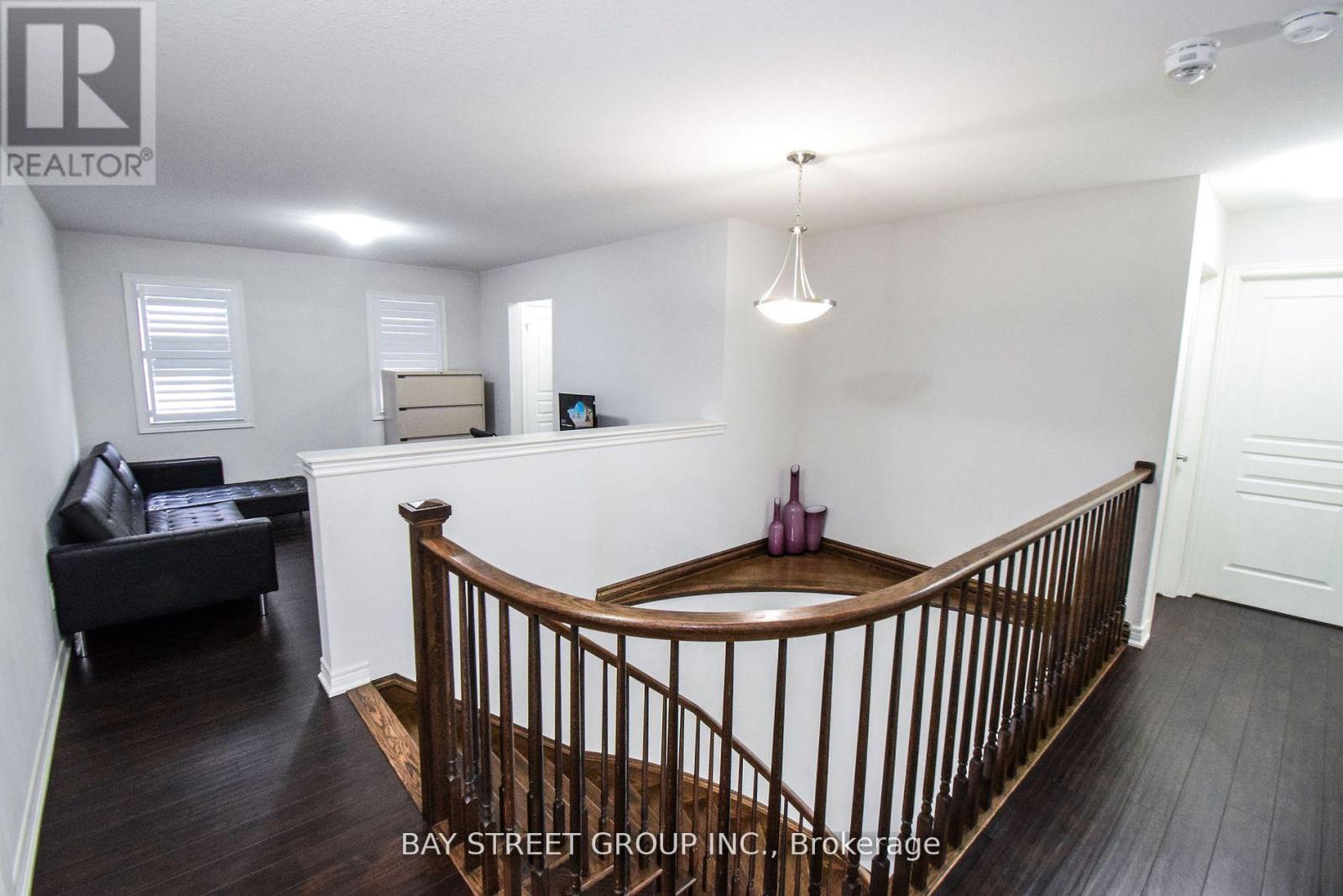 490 Silverwood Avenue, Welland (Coyle Creek), Ontario  L3C 0C6 - Photo 16 - X12635720