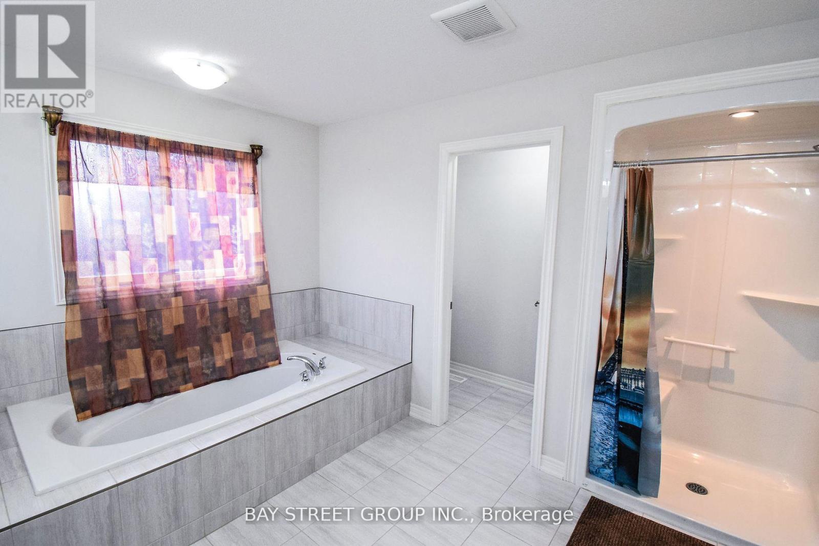 490 Silverwood Avenue, Welland (Coyle Creek), Ontario  L3C 0C6 - Photo 21 - X12635720