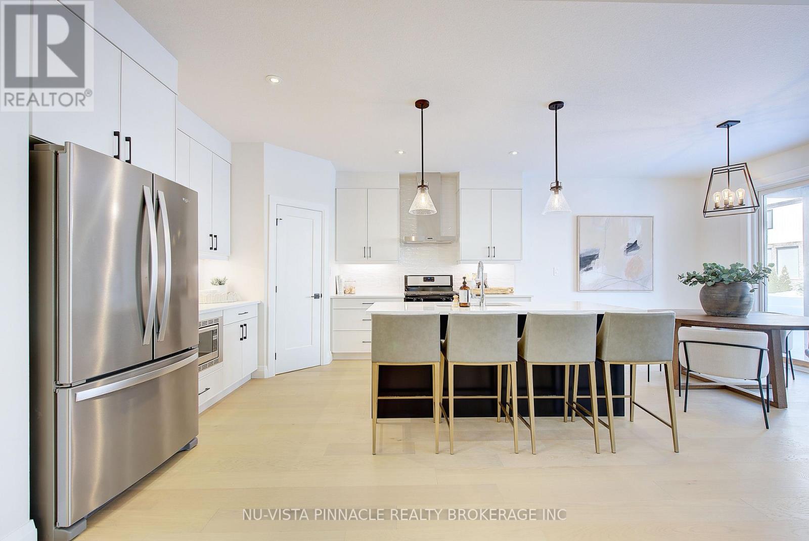 2310 Wickerson Road, London South, Ontario  N6K 0C3 - Photo 10 - X12635876