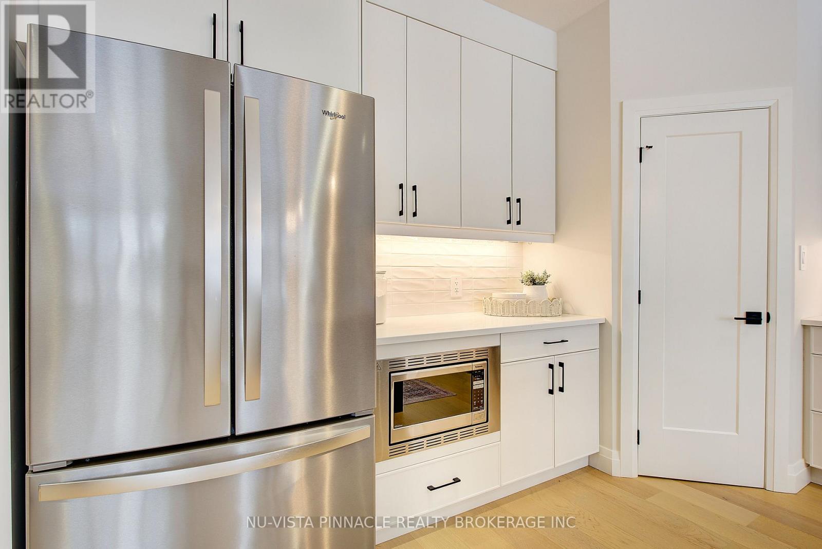 2310 Wickerson Road, London South, Ontario  N6K 0C3 - Photo 12 - X12635876