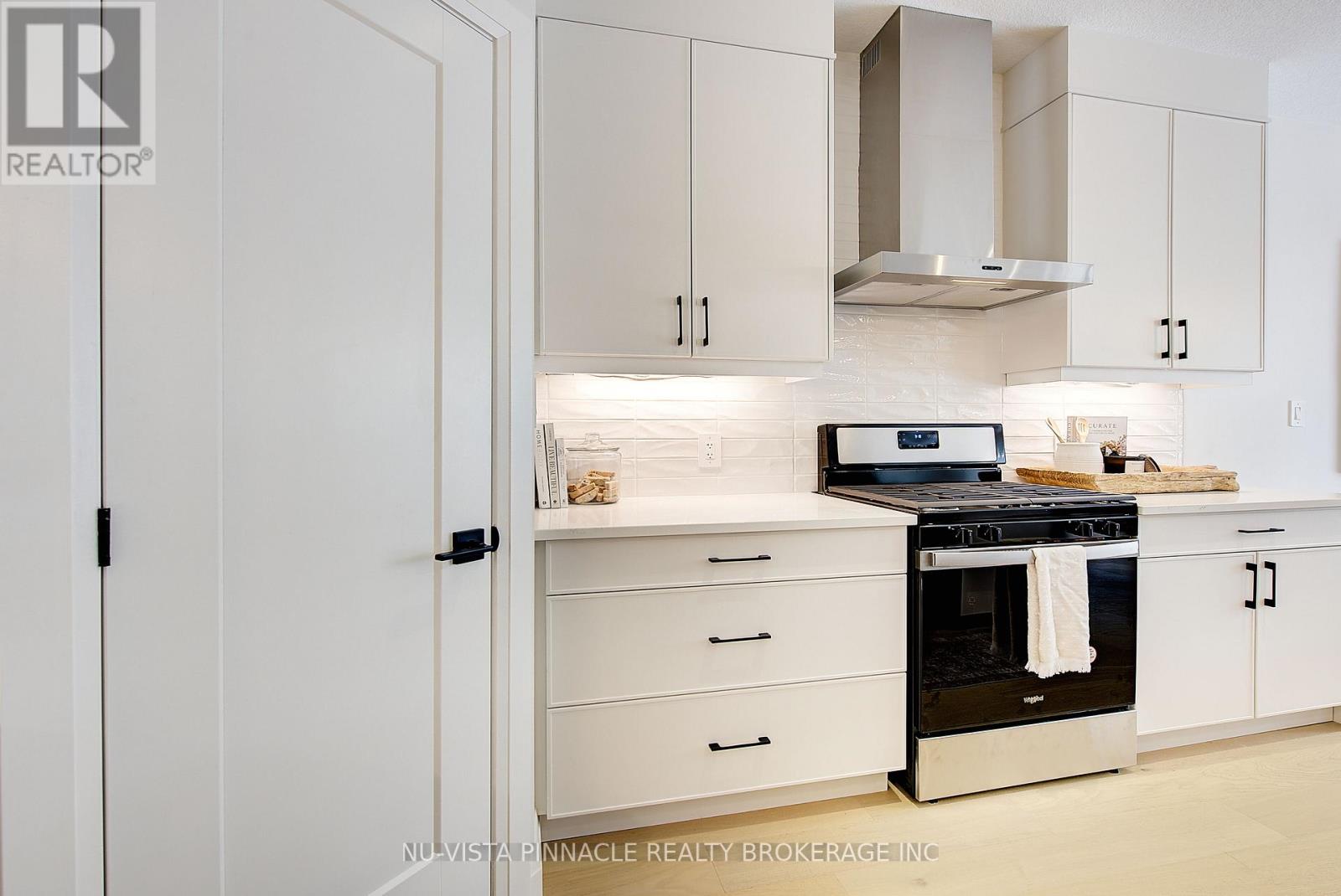 2310 Wickerson Road, London South, Ontario  N6K 0C3 - Photo 13 - X12635876