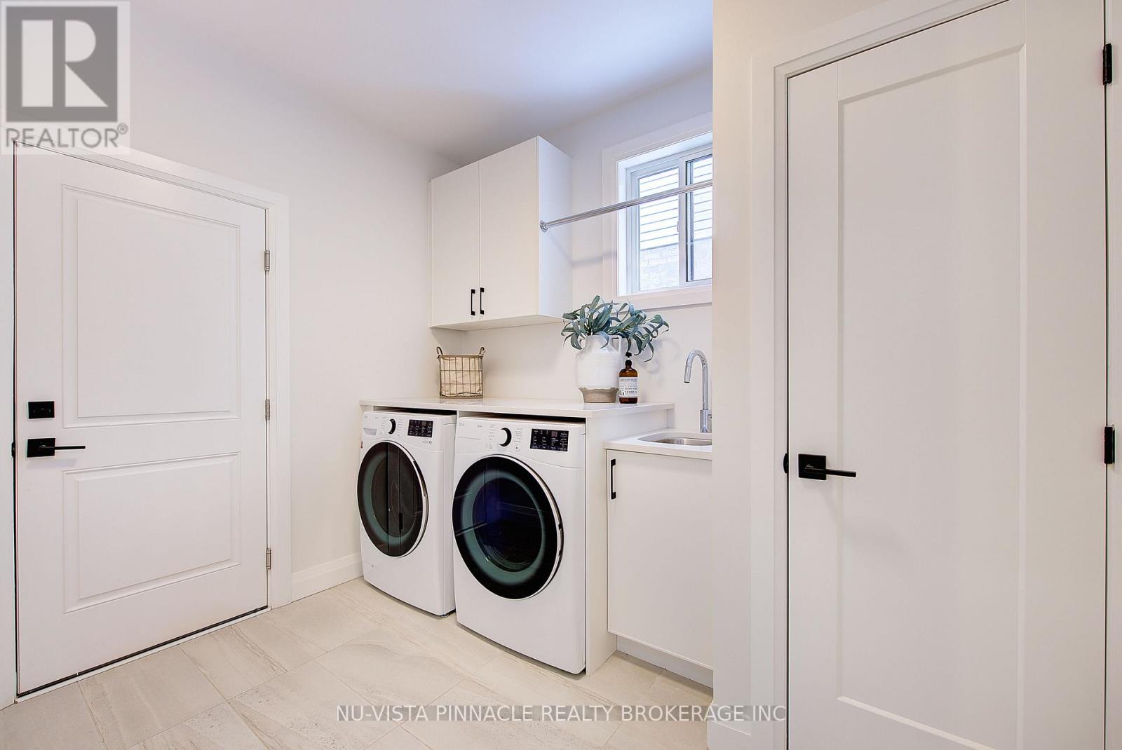 2310 Wickerson Road, London South, Ontario  N6K 0C3 - Photo 19 - X12635876