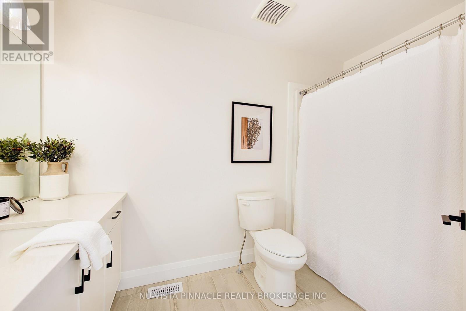 2310 Wickerson Road, London South, Ontario  N6K 0C3 - Photo 27 - X12635876